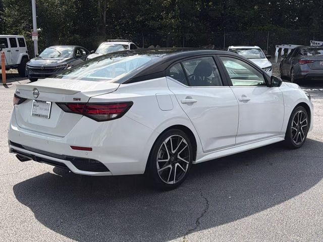 2024 Aspen White Tricoat/Super Black Nissan Sentra SR FWD Sedan
