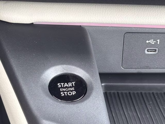 2026 Gun Metallic Nissan Sentra SL FWD Sedan