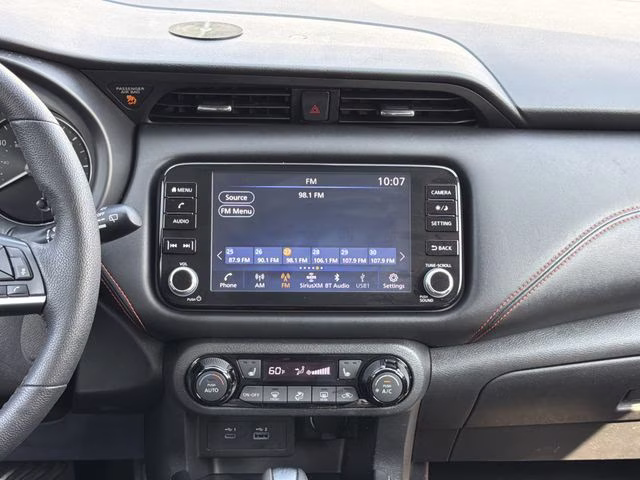 2022 Boulder Gray Pearl Nissan Kicks SR FWD SUV