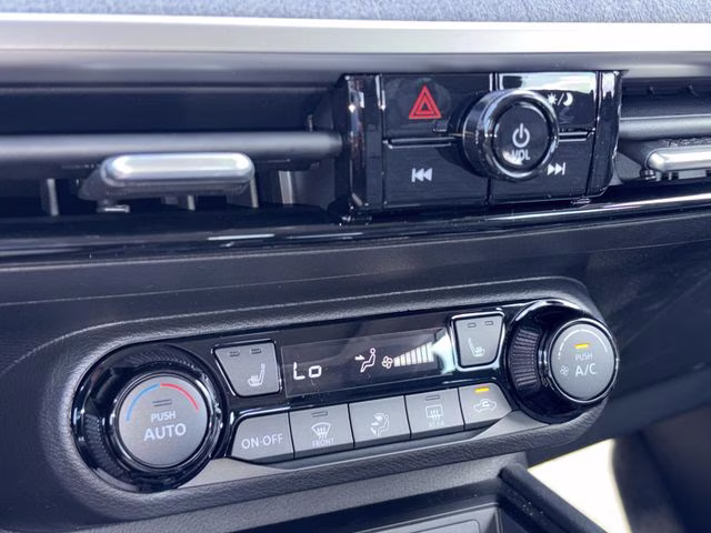 2026 Aspen White Tricoat Nissan Kicks SV FWD SUV