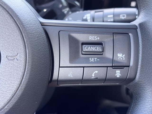 2026 Aspen White Tricoat Nissan Kicks SV FWD SUV