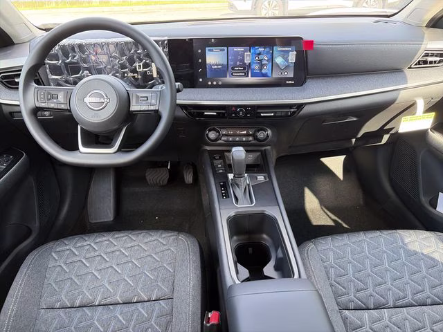 2026 Aspen White Tricoat Nissan Kicks SV FWD SUV