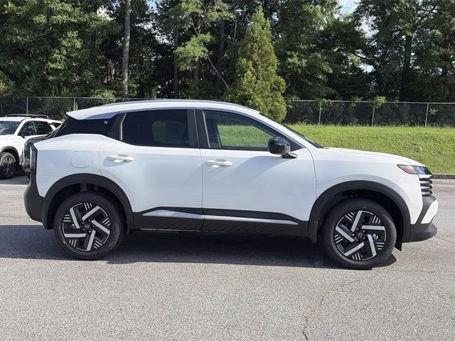 2026 Aspen White Tricoat Nissan Kicks SV FWD SUV
