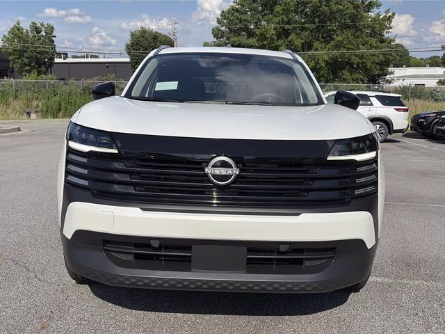 2026 Aspen White Tricoat Nissan Kicks SV FWD SUV