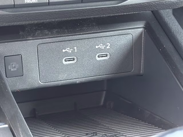 2026 Aspen White/Super Black Nissan Kicks SV FWD SUV