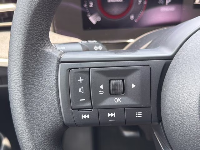 2026 Aspen White/Super Black Nissan Kicks SV FWD SUV