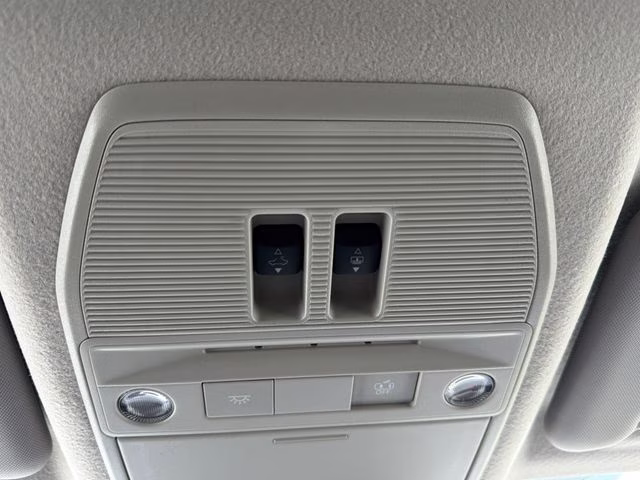 2026 Aspen White/Super Black Nissan Kicks SV FWD SUV