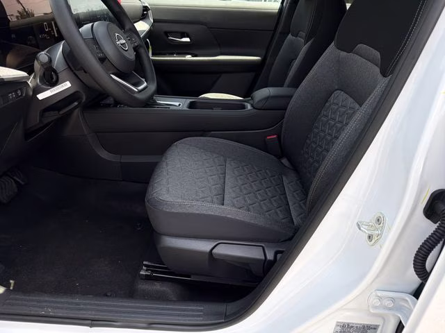 2026 Aspen White/Super Black Nissan Kicks SV FWD SUV