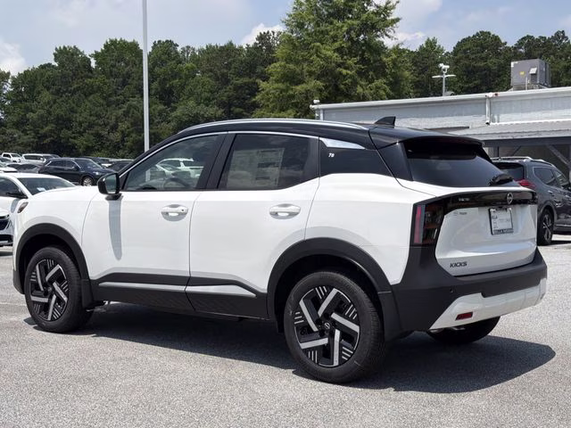 2026 Aspen White/Super Black Nissan Kicks SV FWD SUV