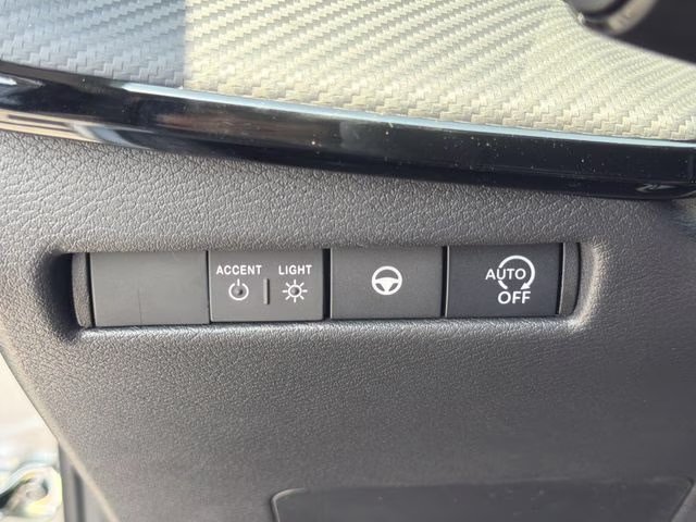 2026 Gun Metallic Nissan Kicks SR FWD SUV