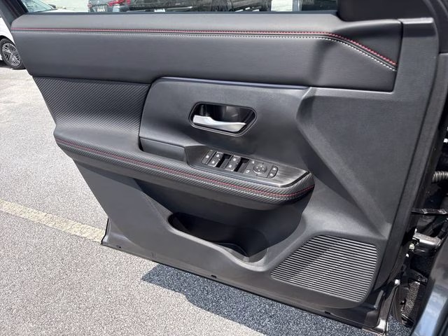 2026 Gun Metallic Nissan Kicks SR FWD SUV