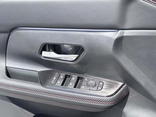 2026 Gun Metallic Nissan Kicks SR FWD SUV