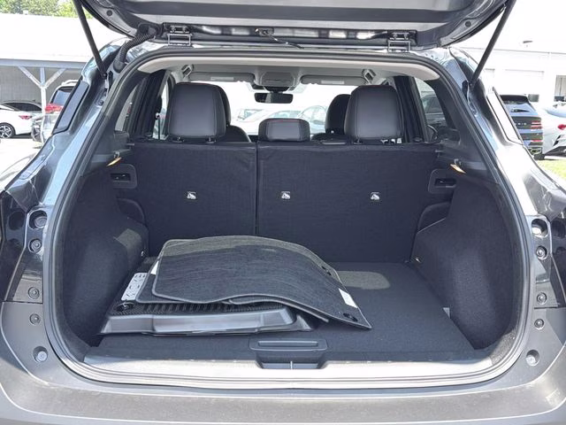 2026 Gun Metallic Nissan Kicks SR FWD SUV