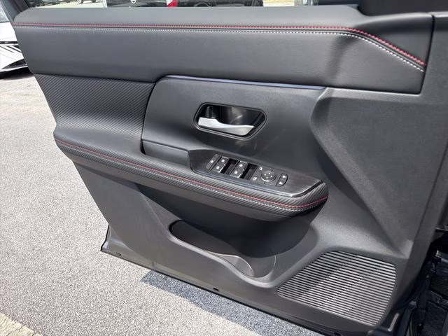 2026 Gun Metallic Nissan Kicks SR FWD SUV