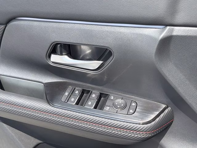 2026 Gun Metallic Nissan Kicks SR FWD SUV