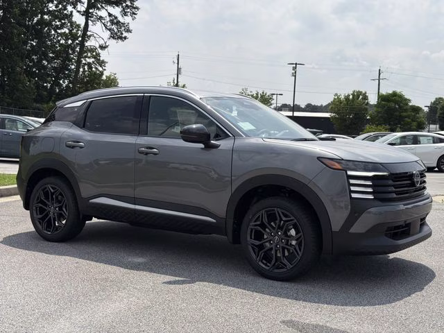 2026 Gun Metallic Nissan Kicks SR FWD SUV