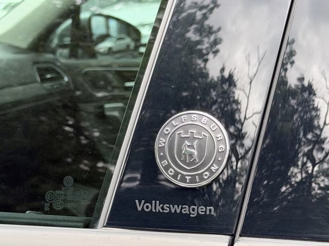 2024 Platinum Gray Metallic Volkswagen Tiguan 2.0T Wolfsburg Edition FWD SUV