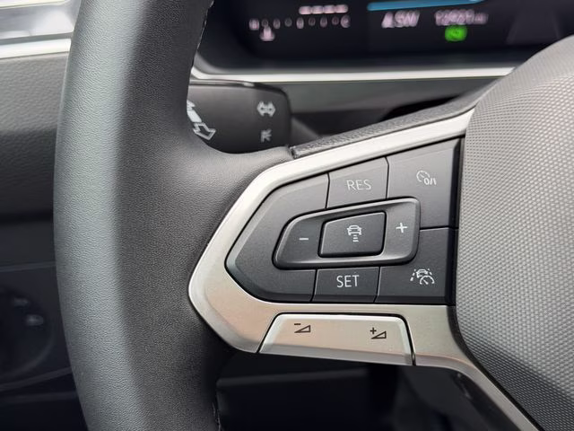 2024 Platinum Gray Metallic Volkswagen Tiguan 2.0T Wolfsburg Edition FWD SUV