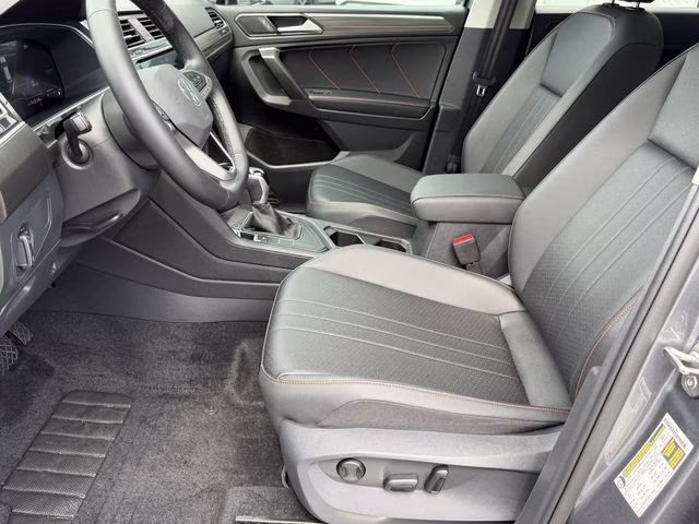 2024 Platinum Gray Metallic Volkswagen Tiguan 2.0T Wolfsburg Edition FWD SUV