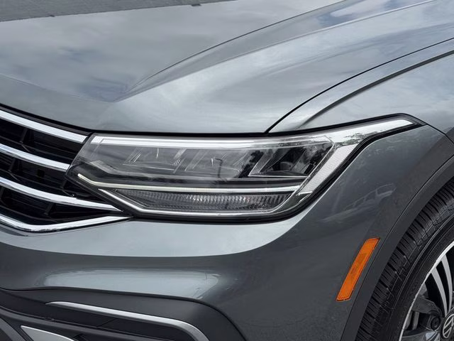 2024 Platinum Gray Metallic Volkswagen Tiguan 2.0T Wolfsburg Edition FWD SUV