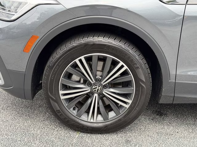2024 Platinum Gray Metallic Volkswagen Tiguan 2.0T Wolfsburg Edition FWD SUV