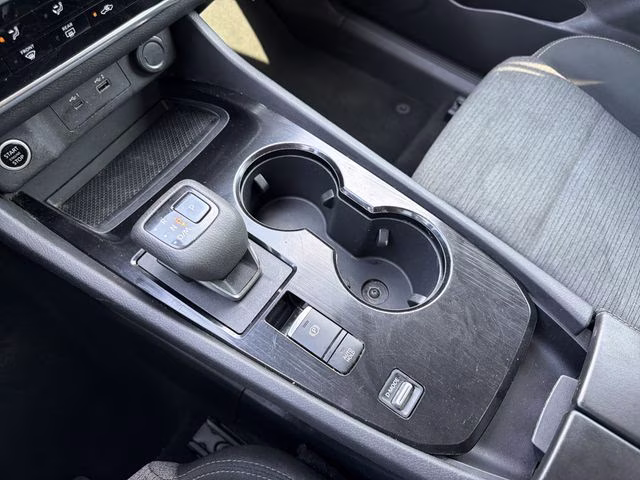 2022 Glacier White Nissan Rogue S FWD SUV