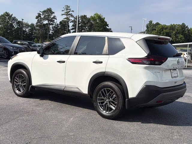 2022 Glacier White Nissan Rogue S FWD SUV