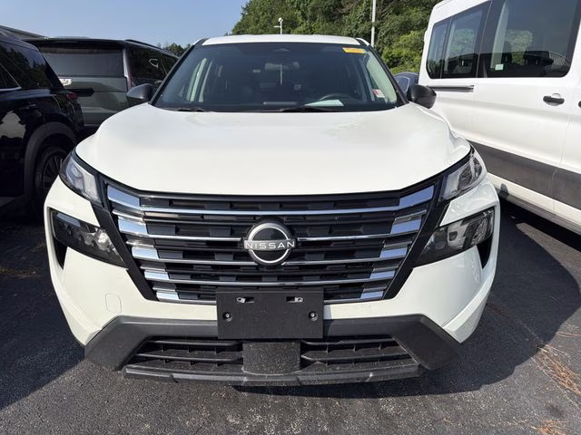 2024 Glacier White Nissan Rogue S AWD SUV