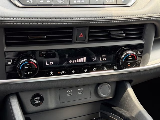 2026 Boulder Gray Pearl Nissan Rogue Dark Armor FWD SUV