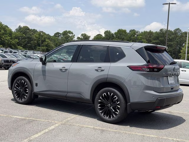 2026 Boulder Gray Pearl Nissan Rogue Dark Armor FWD SUV