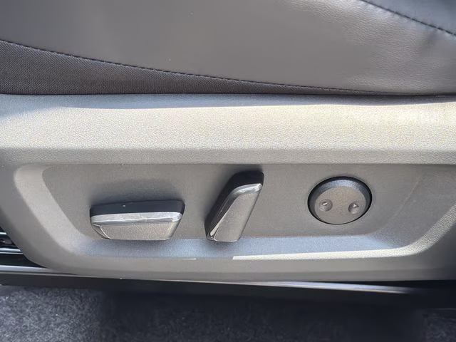 2026 Boulder Gray Pearl Nissan Rogue Dark Armor FWD SUV