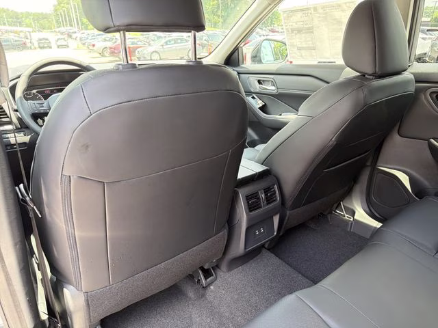 2026 Boulder Gray Pearl Nissan Rogue Dark Armor FWD SUV