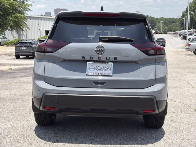 2026 Boulder Gray Pearl Nissan Rogue Dark Armor FWD SUV