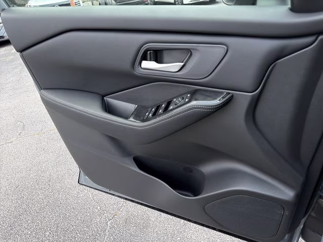 2026 Boulder Gray Pearl Nissan Rogue SV AWD SUV