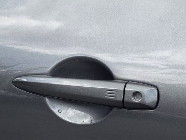 2022 Gun Metallic Nissan Pathfinder SV 4X4 SUV