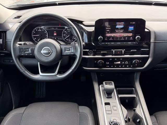 2022 Gun Metallic Nissan Pathfinder SV 4X4 SUV