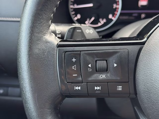 2022 Gun Metallic Nissan Pathfinder SV 4X4 SUV