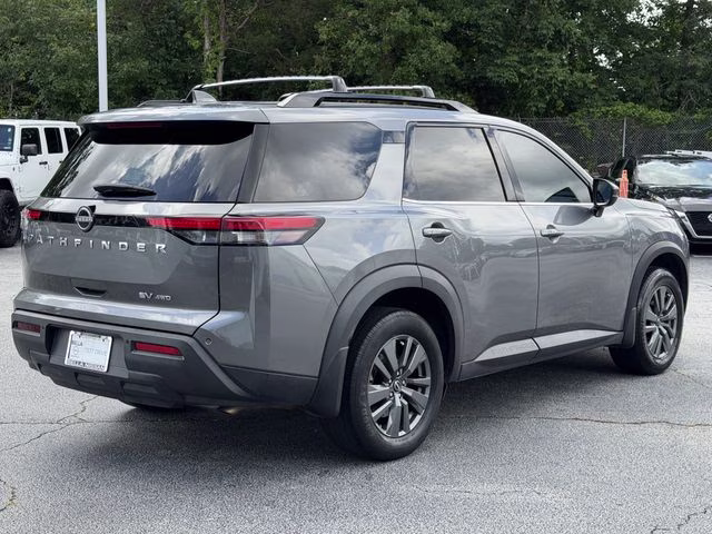 2022 Gun Metallic Nissan Pathfinder SV 4X4 SUV