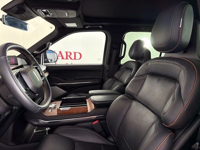 2025 Dark Gray Metallic Lincoln Navigator Black Label 4X4 SUV