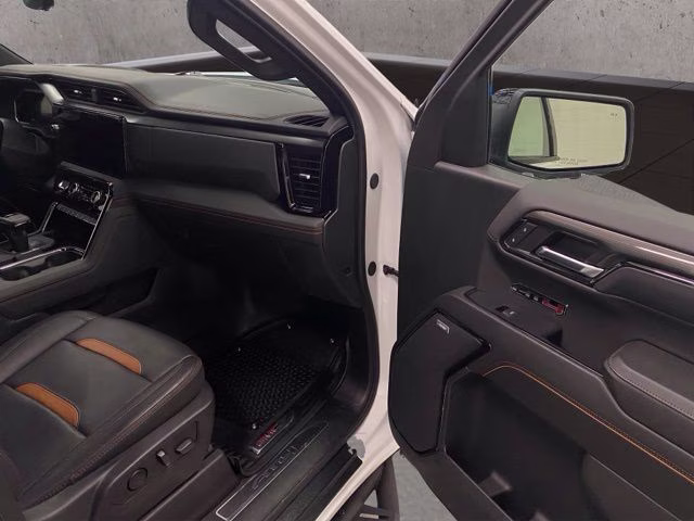 2024 Summit White GMC Sierra 1500 AT4 4X4 Truck