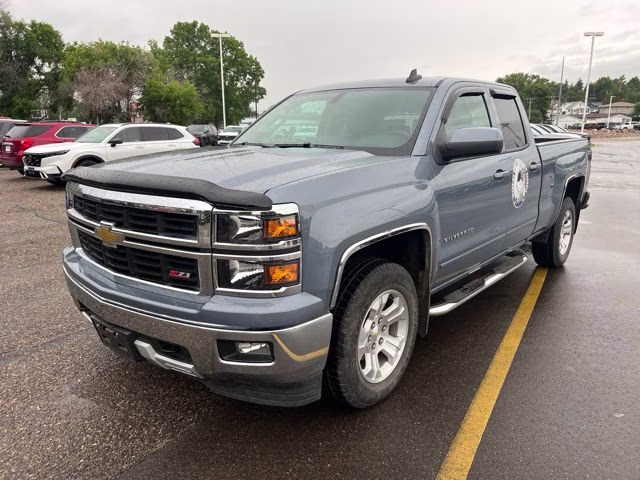 2015 Slate Gray Metallic Chevrolet Silverado 1500 LT 4X4 Truck