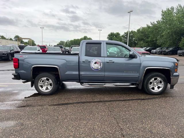 2015 Slate Gray Metallic Chevrolet Silverado 1500 LT 4X4 Truck