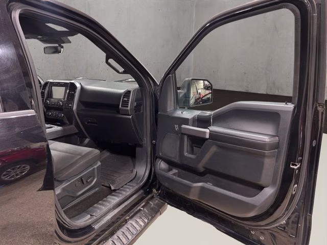 2019 Agate Black Metallic Ford F-150 XLT 4X4 Truck