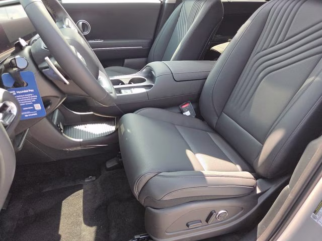 2026 Typhoon Silver Metallic Hyundai Palisade Hybrid SEL Premium AWD SUV