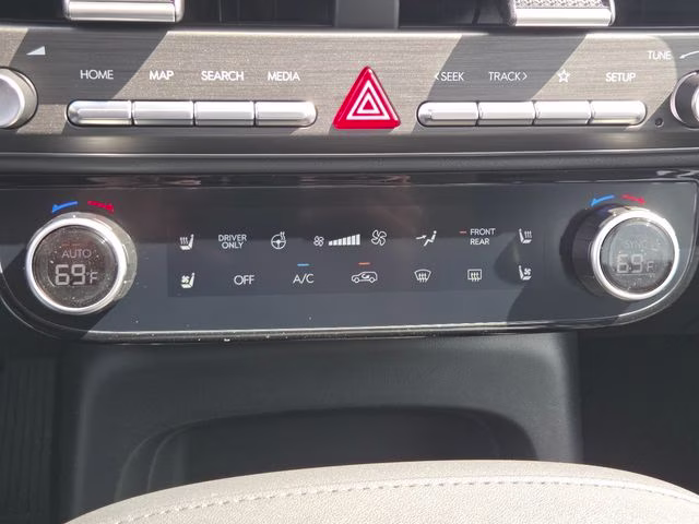 2026 Typhoon Silver Metallic Hyundai Palisade Hybrid SEL Premium AWD SUV
