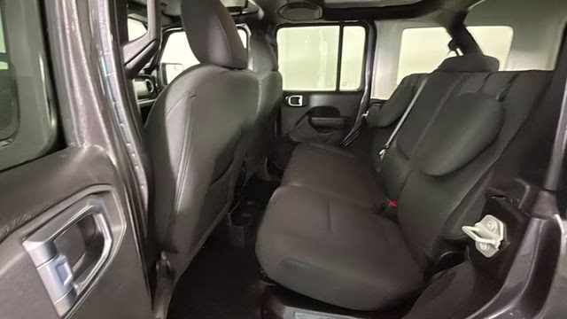 2023 Granite Crystal Metallic Clearcoat Jeep Wrangler Willys 4xe 4X4 SUV