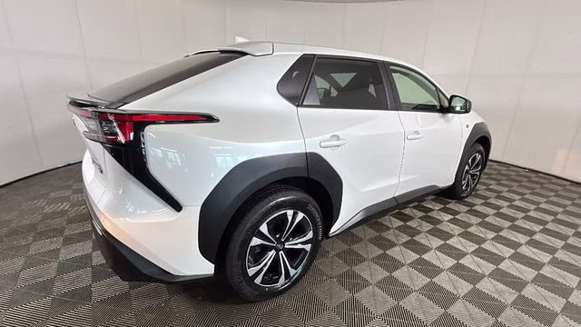 2023 Cosmic White Pearl Subaru Solterra Premium AWD SUV