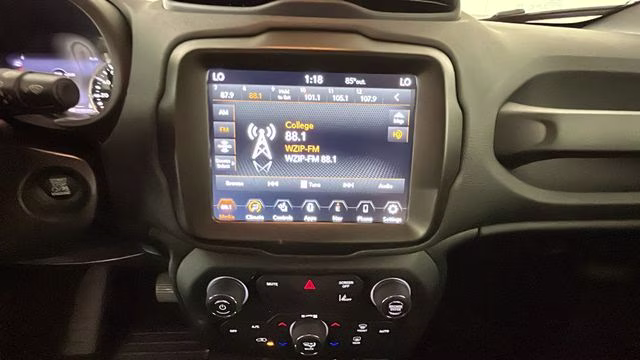 2021 Bikini Metallic Clearcoat Jeep Renegade Limited 4X4 SUV