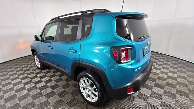 2021 Bikini Metallic Clearcoat Jeep Renegade Limited 4X4 SUV