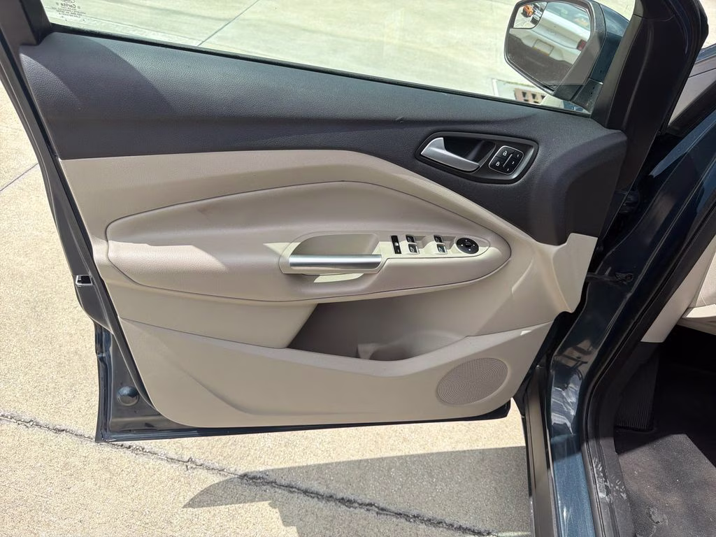 2019 Sea Green Ford Escape Titanium FWD SUV